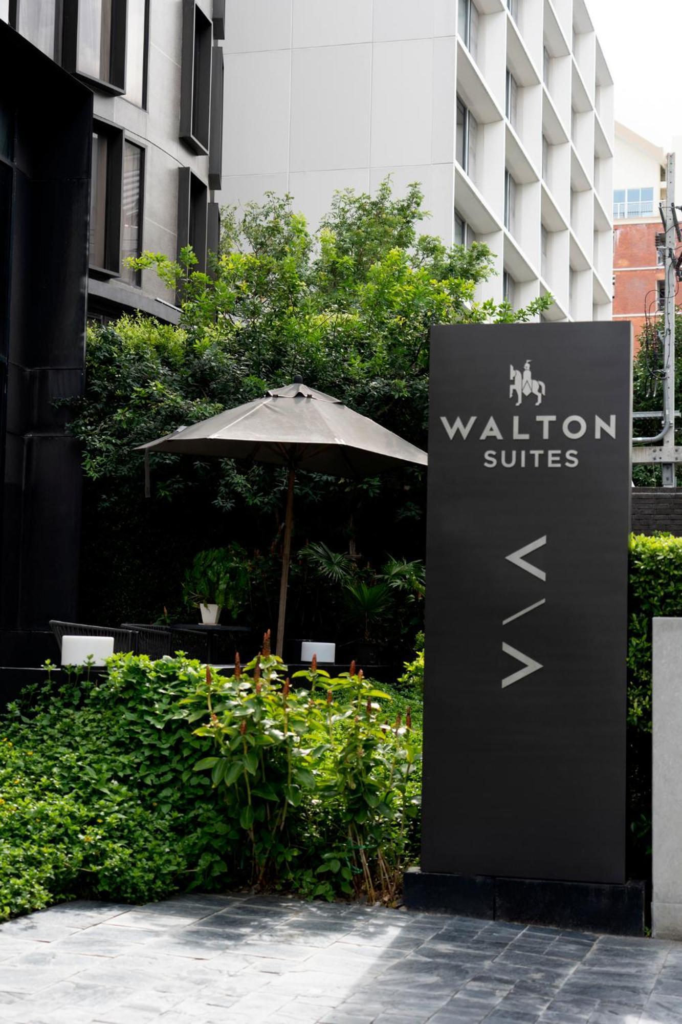 Walton Suites Sukhumvit Bangkok Luaran gambar