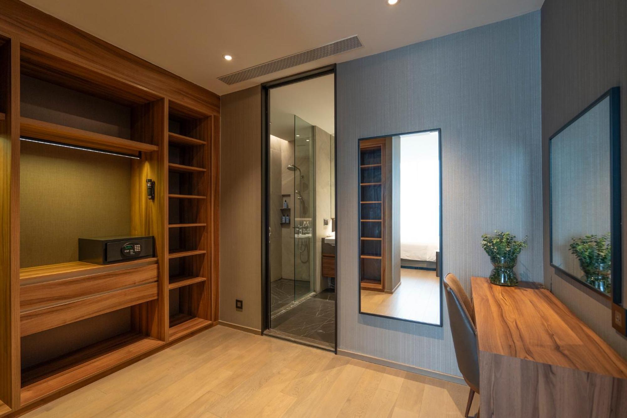 Walton Suites Sukhumvit Bangkok Luaran gambar
