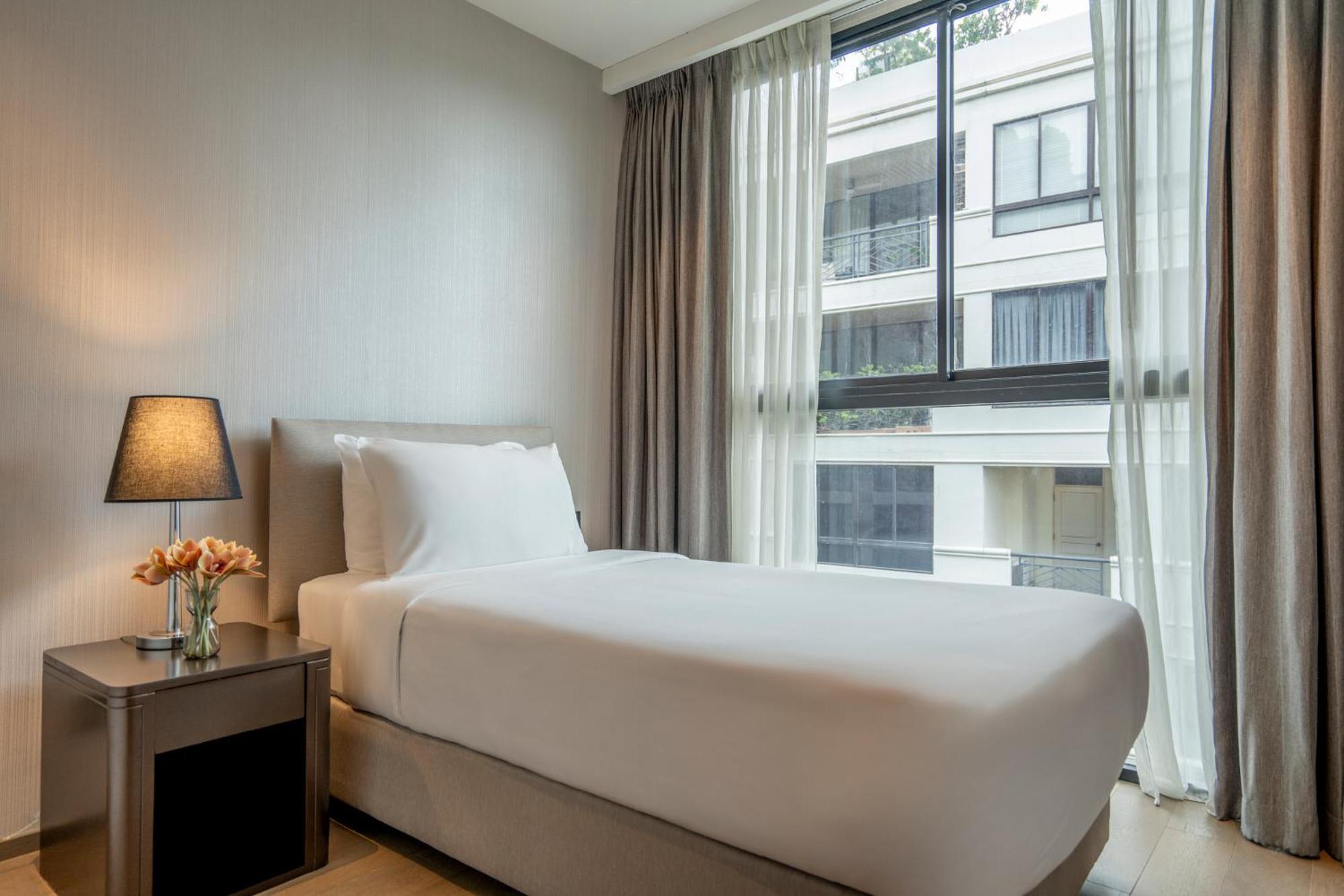 Walton Suites Sukhumvit Bangkok Luaran gambar