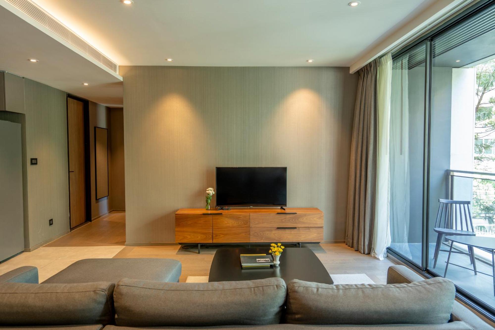 Walton Suites Sukhumvit Bangkok Luaran gambar