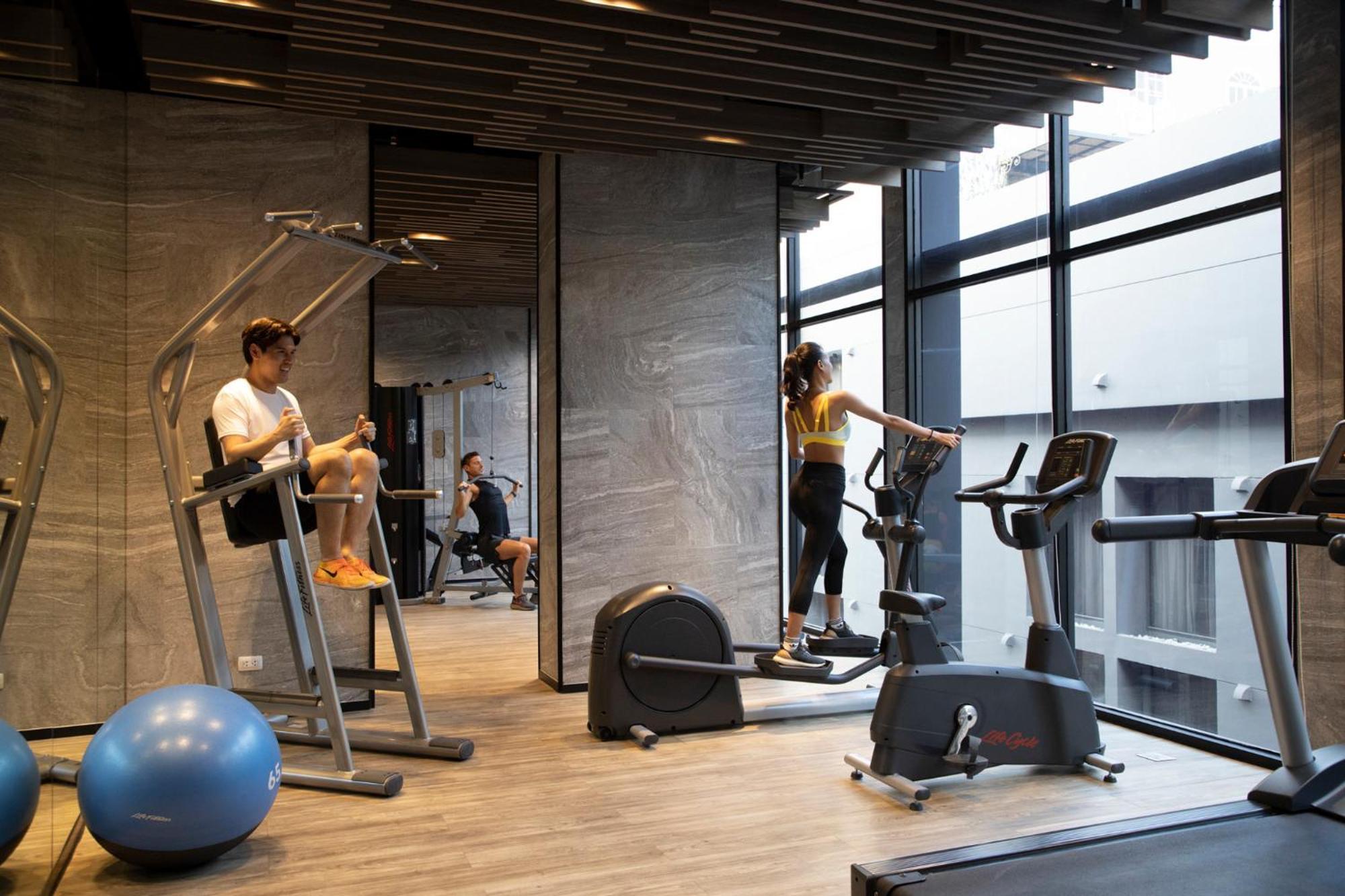 Walton Suites Sukhumvit Bangkok Luaran gambar