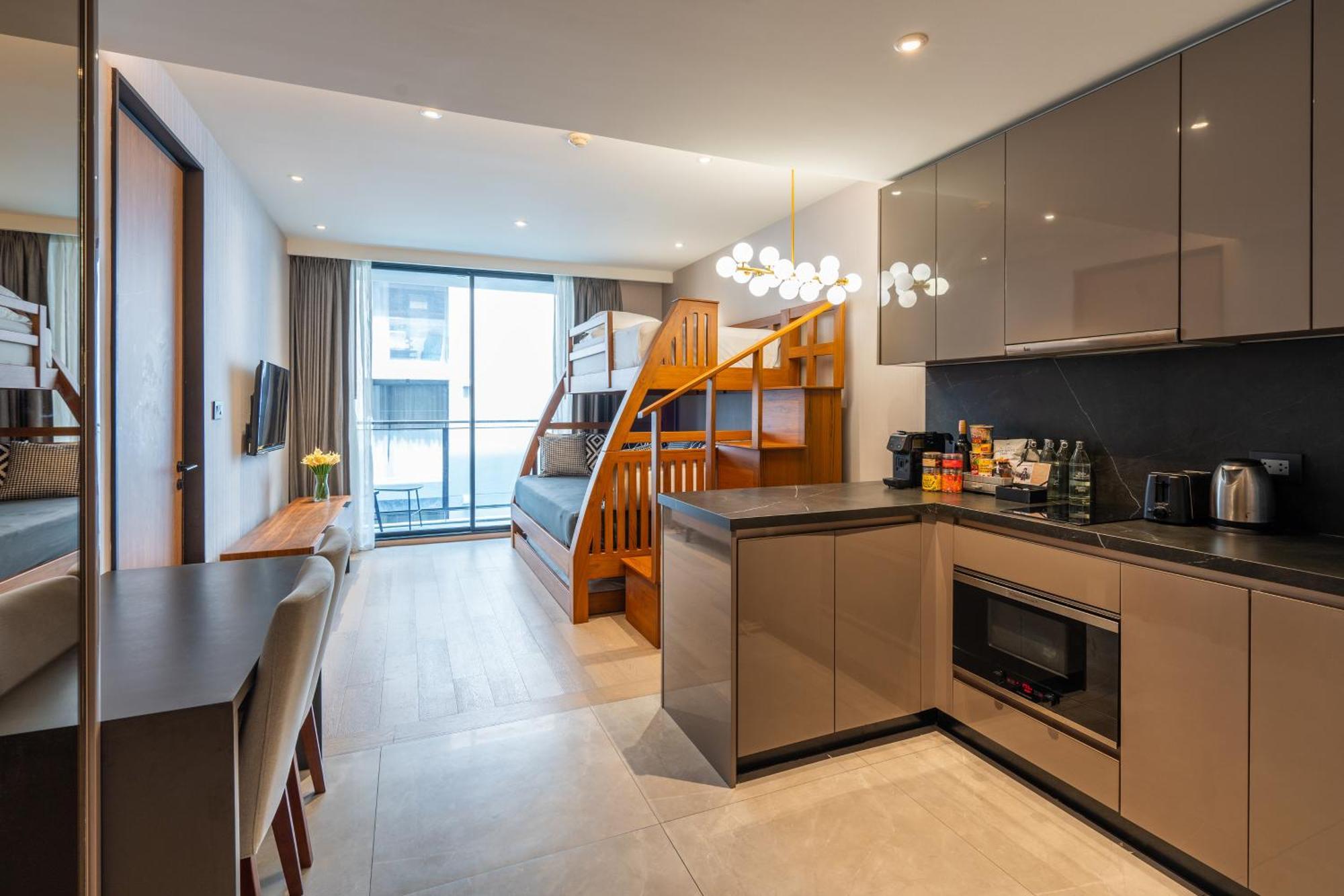 Walton Suites Sukhumvit Bangkok Luaran gambar