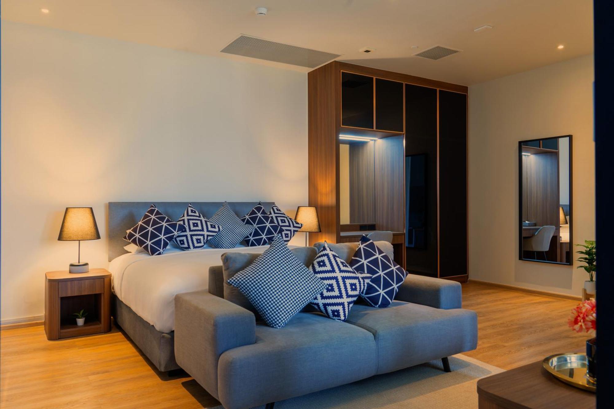 Walton Suites Sukhumvit Bangkok Luaran gambar